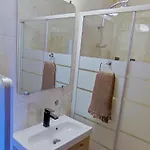 Michelet Climatise Avec Balcon Et Parking Ferme Апартаменты *