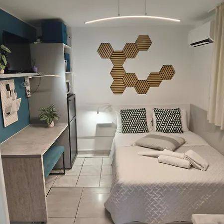 Michelet Climatise Avec Balcon Et Parking Ferme Montpellier