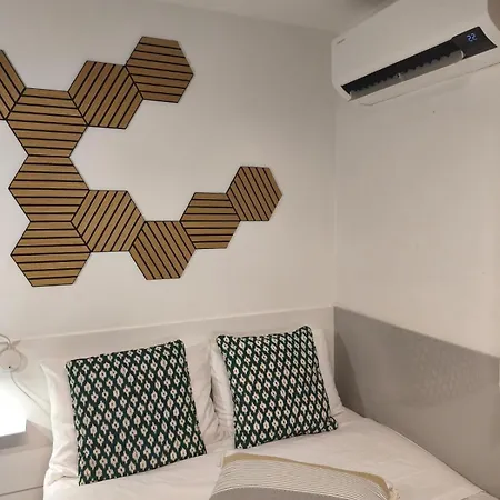 Michelet Climatise Avec Balcon Et Parking Ferme * Montpellier