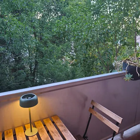 Michelet Climatise Avec Balcon Et Parking Ferme Apartment *