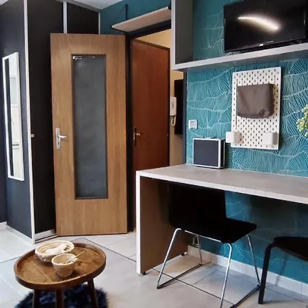 Apartament Michelet Climatise Avec Balcon Et Parking Ferme